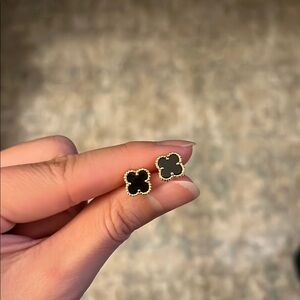 Black 4 leaf clover earrings